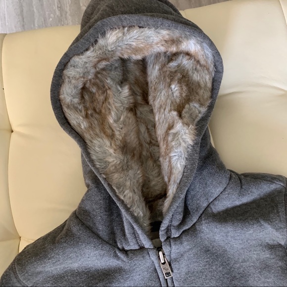 COPY - Abercrombie Grey faux fur lined hoodie sweatshirt lg - Picture 2 of 5